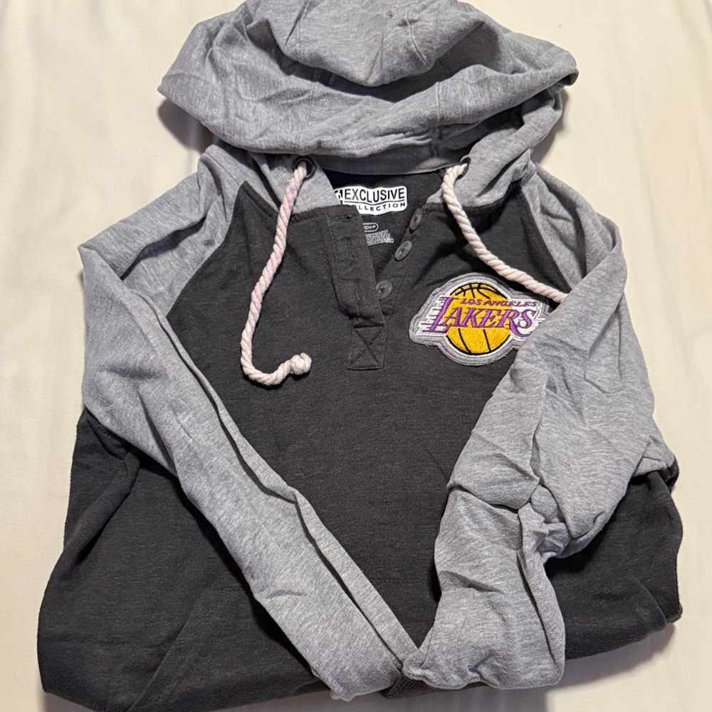 NBA Exclusive Collection Gray Hoodie